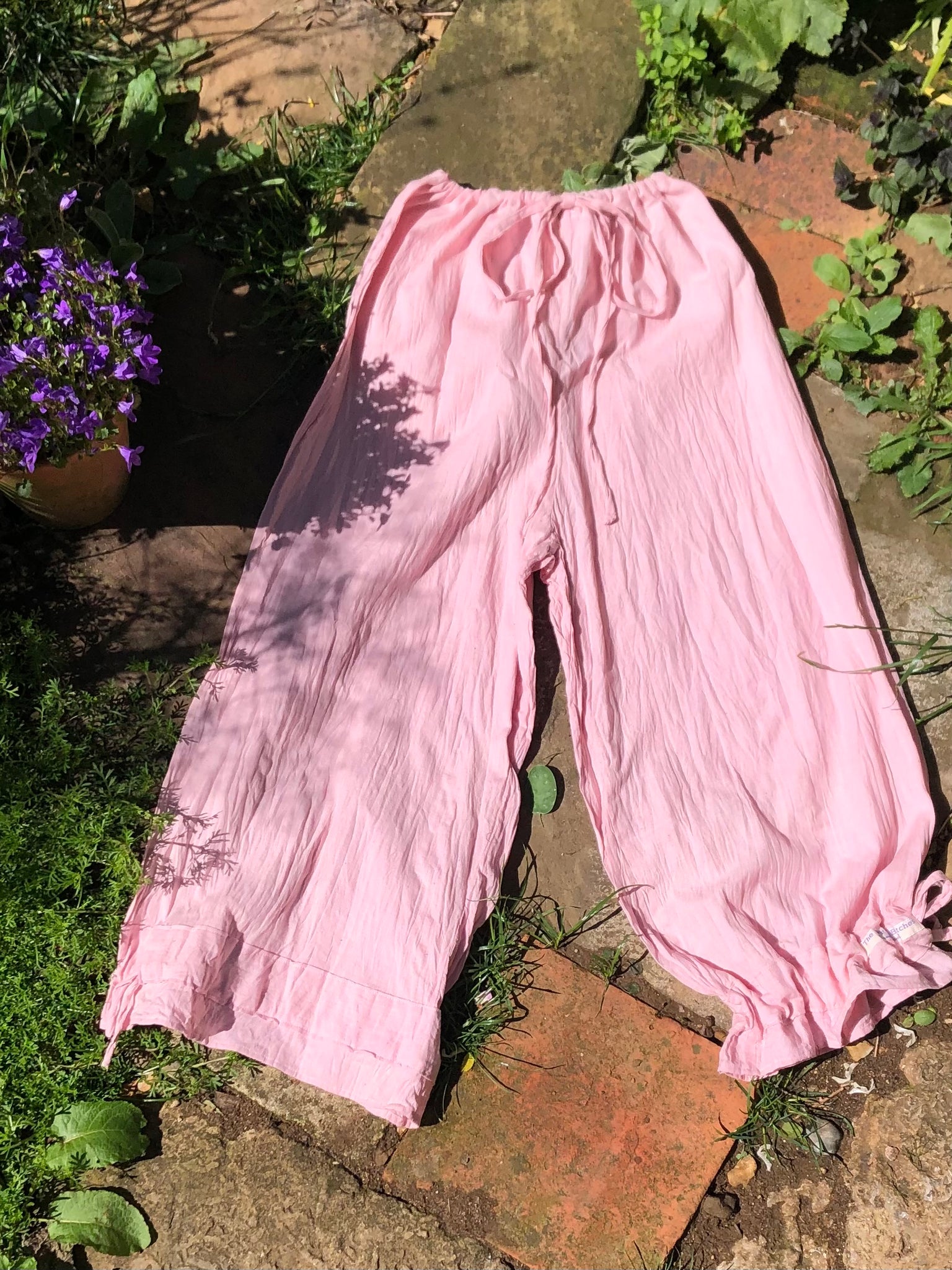 Rose quartz organic fairtrade Indian cotton women’s long bloomers (38”)